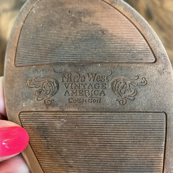 Nine West Leather Vintage American sandals, size 8 - Picture 7 of 8